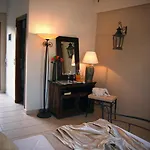 伊奥斯海风酒店 3*