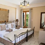 Seabreeze Hotel 3*